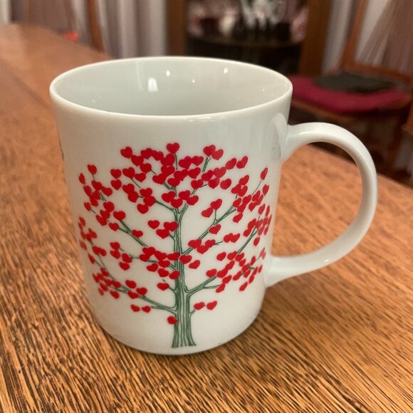 The Tuscany Collection Heart of Trees Coffee Cup Mug Made in Japan - Picture 1 of 5